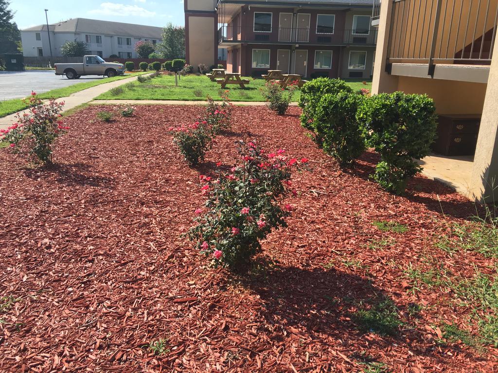 Days Inn By Wyndham Lavonia Exterior foto