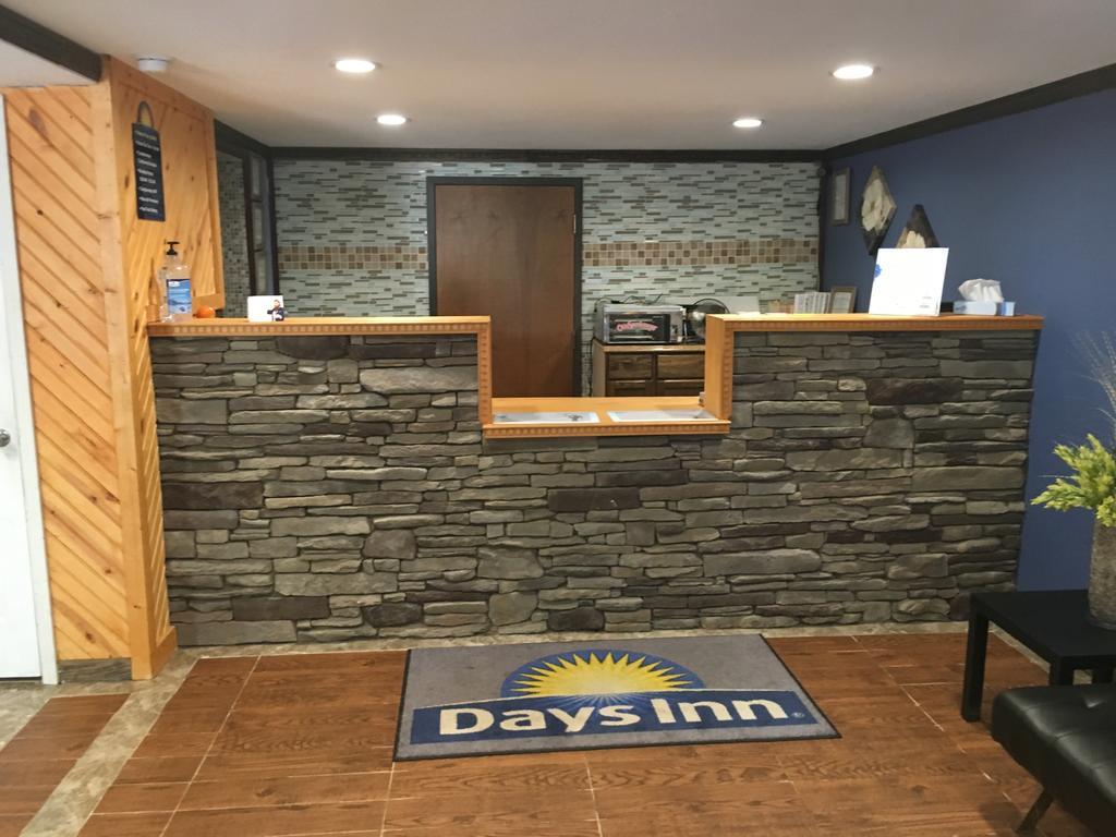 Days Inn By Wyndham Lavonia Exterior foto