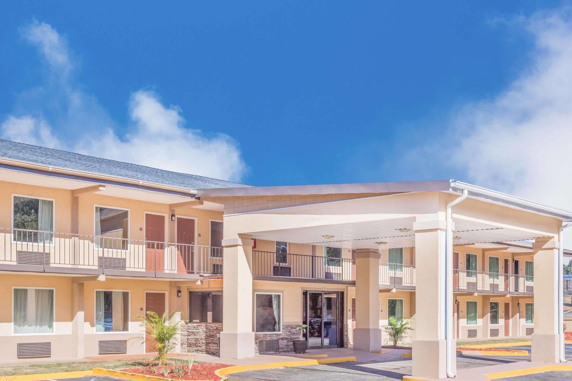 Days Inn By Wyndham Lavonia Exterior foto